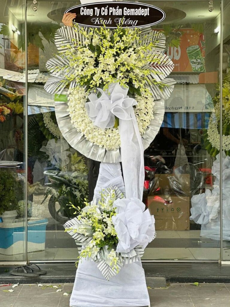 Kệ Hoa Viếng Tone Trắng Quận Gò Vấp