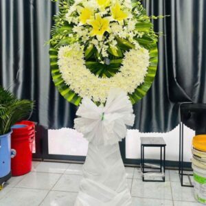 Vòng Hoa Trắng Chia Buồn Gò Vấp